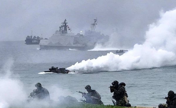 金财配资 所谓解放军缺乏实战经验，那都是安慰自己的说辞